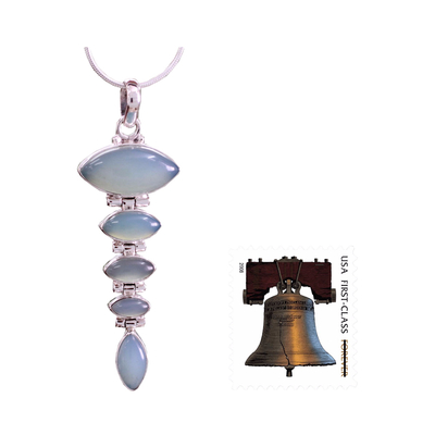 Halskette mit Chalcedon-Anhänger - Blauer Chalcedon-Anhänger an einer Halskette aus Sterlingsilber