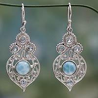 Pendientes colgantes Larimar y topacio azul - Pendientes de plata de ley con topacio azul y larimar de comercio justo