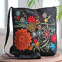 Bolso de hombro de mezcla de algodón bordado, 'Tropical Paradise' - Bordado floral en bolso de hombro de mezcla de algodón negro