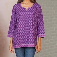 Túnica de algodón, 'Radiant Orchid Blossom' - Túnica con estampado floral morado y lila para mujer de la India