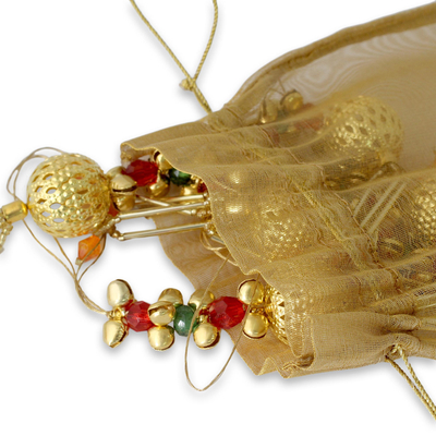 Perlenbesetzte Messingornamente, „Jingle Bells“ (5er-Set) – Set mit 5 handgefertigten perlenbesetzten Messingglocken-Weihnachtsornamenten