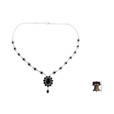 Onyx-Y-Halskette, „Night Drama“ – handgearbeitete Y-Halskette aus Sterlingsilber mit Blumenmuster und Onyx