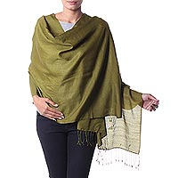 Mantón de seda y lana, 'Olive Forest' - India Mantón de seda y lana verde oliva