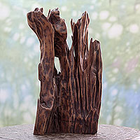 Escultura de madera recuperada, 'Nature's Delight' - Escultura abstracta tallada a mano de arte de madera recuperada