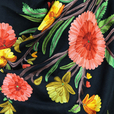 Bestickter Wollschal - Gewebter Schal aus schwarzer Wolle mit mehrfarbiger Blumenstickerei