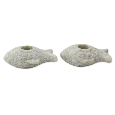 Candelabros de esteatita, (par) - Portavelas de pez de esteatita tallada artesanalmente (par)