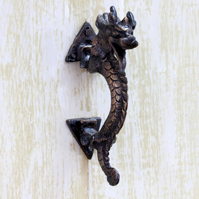 Brass door handle, Dragon Passage