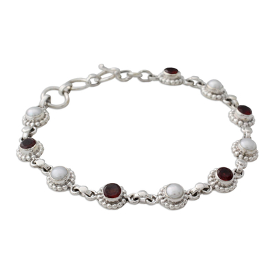 Cultured pearl and garnet link bracelet, 'Petite Flowers' - Sterling Silver Bracelet with Garnet and Cultured Pearls