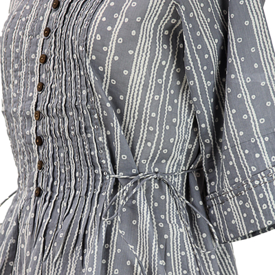 Baumwollbluse - Von Hand gefertigte Bluse aus 100 % Baumwolle in Grau und Weiß