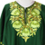 Poncho de lana - Poncho cachemira de lana verde con bordado floral y punto cadeneta