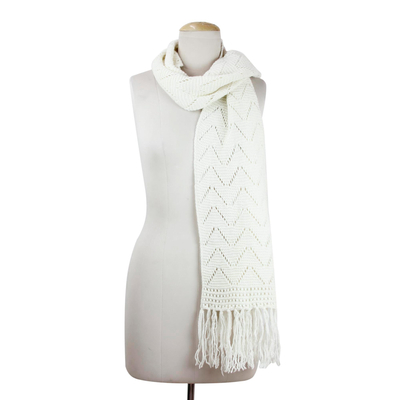 Wool scarf, 'Ivory Himalayan Hills' - Indian Hand Knitted Ivory Wool Scarf with Fringe