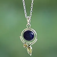 Halskette mit Anhänger aus Lapislazuli und Citrin, „Glory in Blue“ – Handgefertigte Halskette aus Sterlingsilber aus Lapislazuli und Citrin