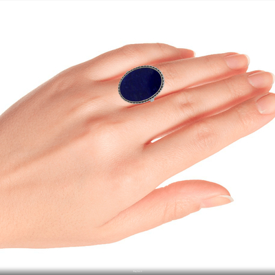 Anillo de cóctel de lapislázuli - Anillo de cóctel de lapislázuli ovalado azul hecho a mano india