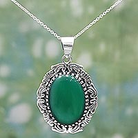 Onyx pendant necklace, 'Magnificent Green' - Hand Crafted Green Onyx Pendant Necklace from India