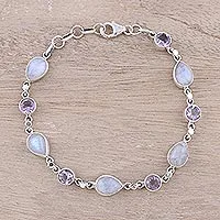 Amethyst- und Regenbogen-Mondstein-Gliederarmband, „Misty Lilac“ – Handgefertigtes Amethyst-Regenbogen-Mondstein-Gliederarmband aus Indien