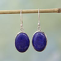 Pendientes colgantes de lapislázuli, 'Oval Seas' - Pendientes colgantes de lapislázuli de plata esterlina de la India