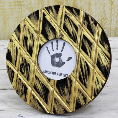 Wood photo frame, 'Golden Rhombus' (4 inch) - Black Gold Round Wood Photo Frame (4 in.) from India