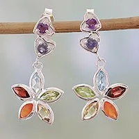 Pendientes colgantes de piedras preciosas múltiples, 'Corazones florales' - Pendientes de corazón floral de plata de ley y piedras preciosas múltiples