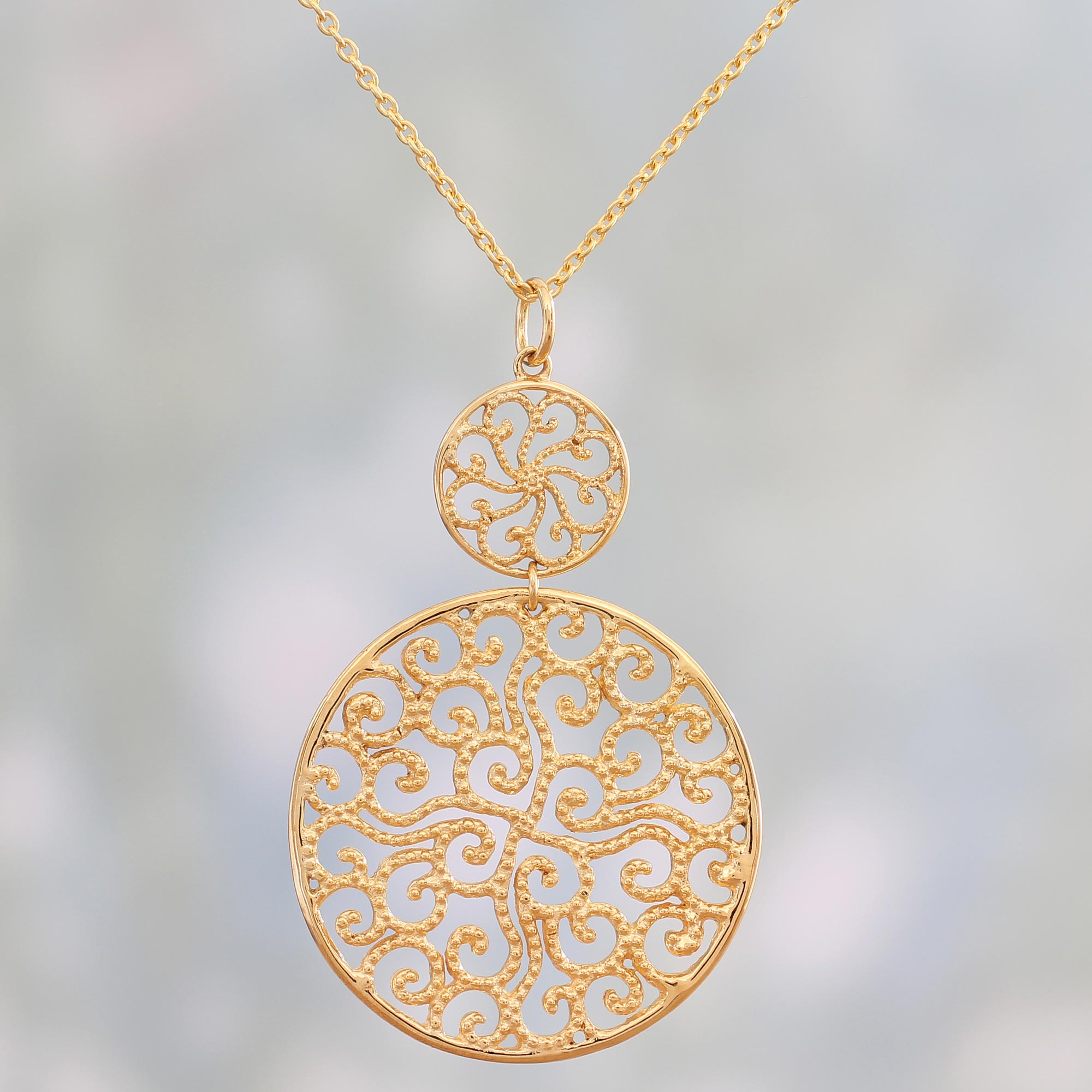 gold locket necklace indian designs