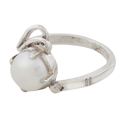 Ring aus Zuchtperle mit einem Stein - Handgefertigter Einzelsteinring mit Zuchtperlen aus Indien