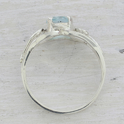 anillo de topacio azul con una sola piedra - Anillo de piedra única de topacio azul artesanal de la India