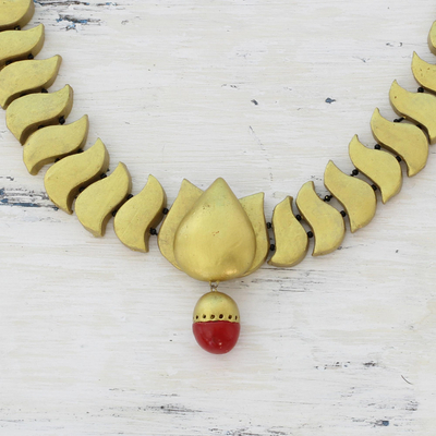 Halskette mit Keramikanhänger - Indische goldfarbene, verstellbare Halskette mit Blumenanhänger aus Keramik