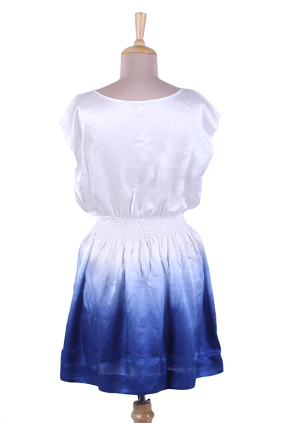 Minikleid aus reiner Seide - Weißes und blaues Ombre-Minikleid aus reiner Seide aus Indien