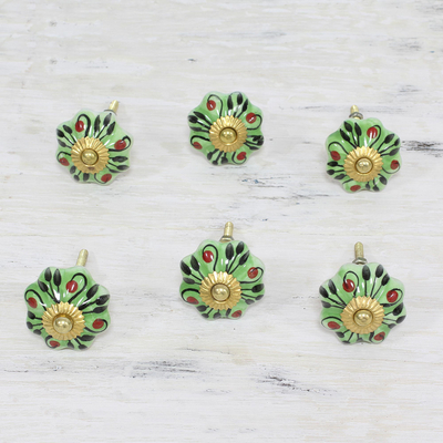 Tiradores de cerámica, (juego de 6) - Seis perillas florales de cerámica pintadas a mano en verde de la India