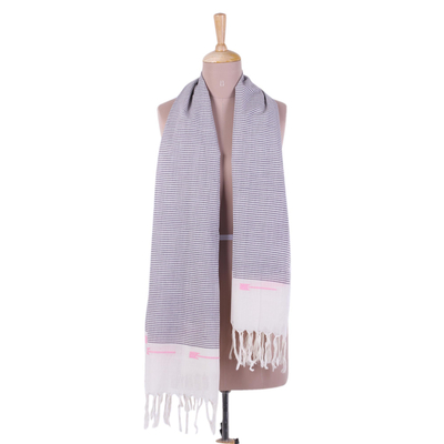Baumwollschal - Handgewebter Lavendel-gestreifter Schal aus 100 % Baumwolle aus Indien