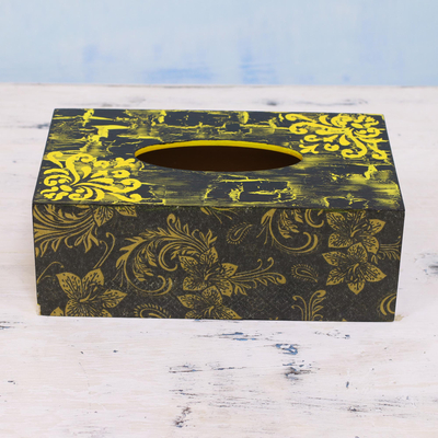 Tapa de caja de pañuelos de madera para decoupage, 'Golden Mystery' - Tapa de caja de pañuelos india de hibisco amarillo y negro hecha a mano
