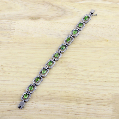 Peridot-Gliederarmband - Gliederarmband aus Peridot und Sterlingsilber aus Indien