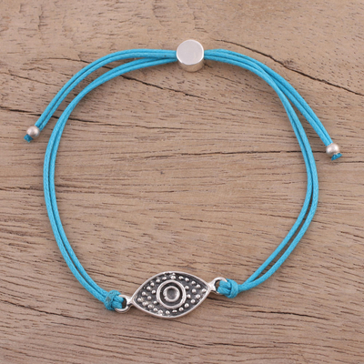 Armband mit Anhänger aus Sterlingsilber - Armband mit Augenanhänger aus Sterlingsilber in Himmelblau aus Indien