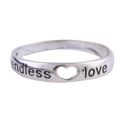 Sterling silver band ring, 'Heartfelt Promise' - Sterling Silver Love-Themed Band Ring from India