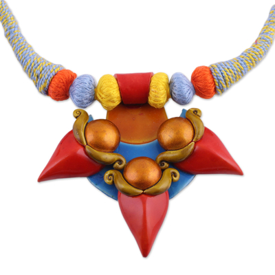 Halskette mit Keramikanhänger - Bunte Halskette mit Anhänger aus Keramik und Baumwolle aus Indien