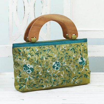 Bestickte Handtasche, 'Rose Glamour'. - Henkelhandtasche mit floraler Stickerei aus Indien