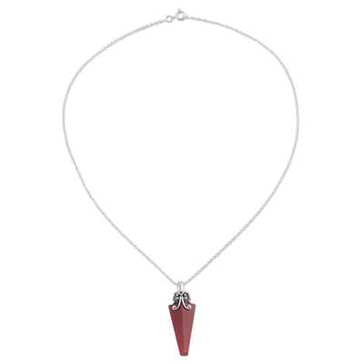 Halskette mit Onyx-Anhänger, „Kristall der Macht in Rot“ – Halskette mit Anhänger aus rotem Onyx und Sterlingsilber aus Indien