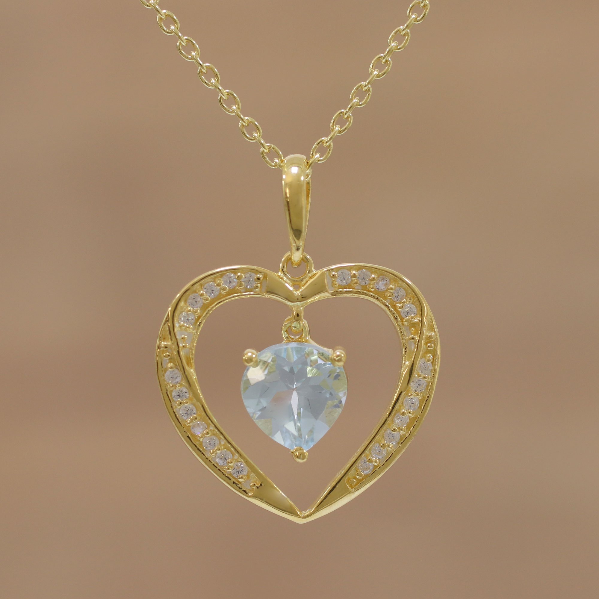 Gold Plated Blue Topaz Heart Pendant Necklace From India Sparkling Gold Plated Blue Topaz Heart Pendant Necklace From India Sparkling