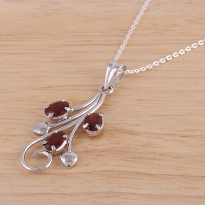 Garnet pendant necklace, 'Cheerful Radiance' - Three Carat Garnet Pendant Necklace on Cable Chain