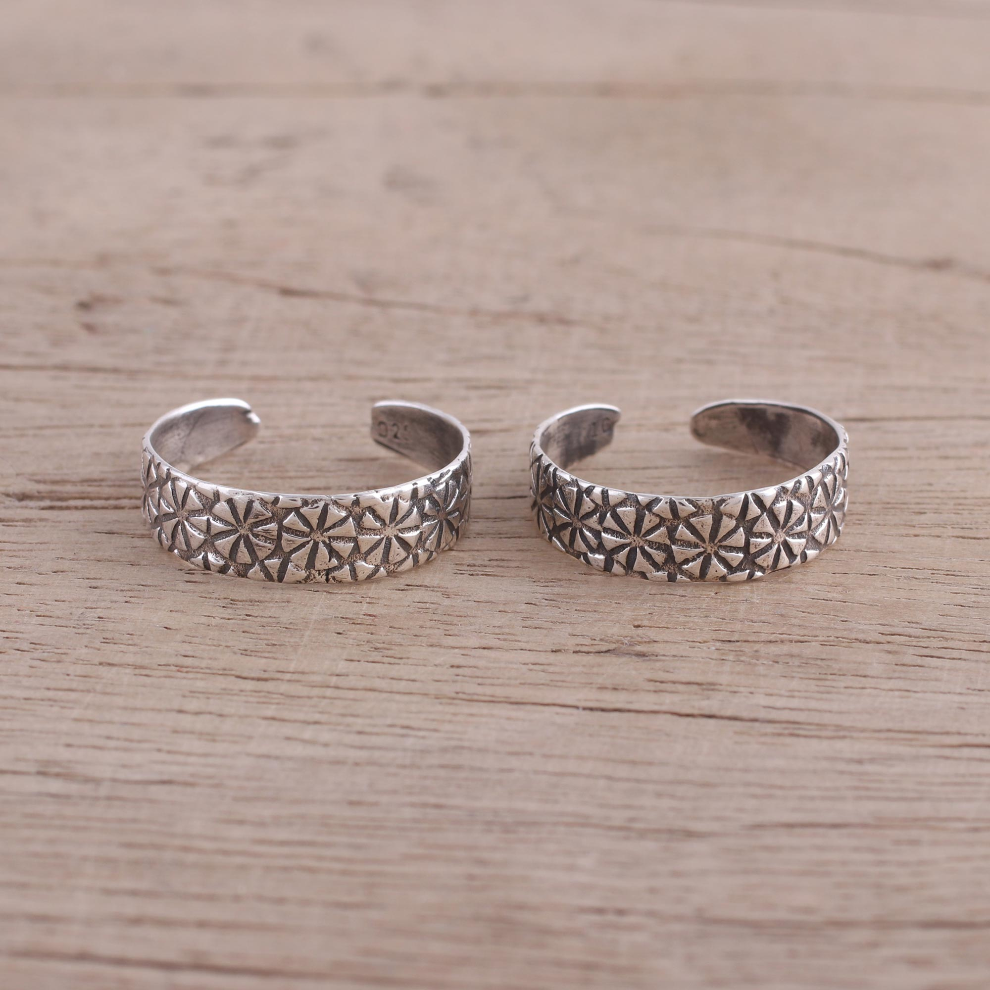 Tippy Toes — Jasmine | Sterling Silver Toe Ring