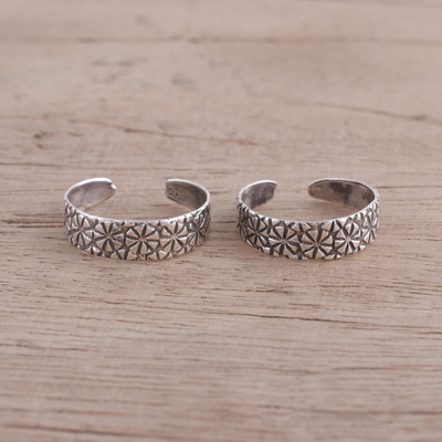 Silver ring, traditional jewelry by Pankaj Indian jeweller online shop