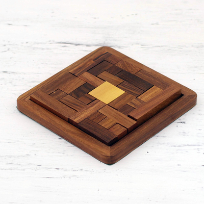 Holzpuzzle, „Brain Teaser“ – Handgefertigtes geometrisches Holzpuzzle aus Indien