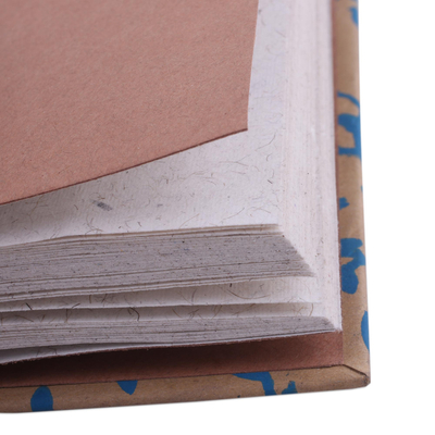 Tagebuch mit Lederakzent - Tagebuch mit Lederakzent und handgeschöpftem Papier aus Indien