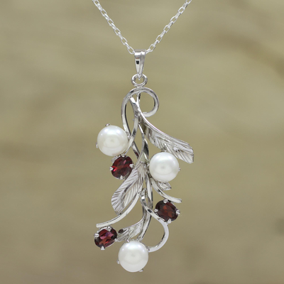 Rhodium plated garnet and cultured pearl pendant necklace, Blissful Nature
