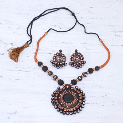 Ceramic jewelry set, 'Sunflower Majesty' - Handcrafted Floral Ceramic Jewelry Set from India