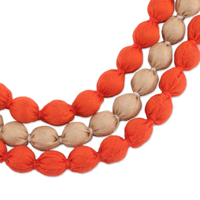 Mehrsträngige, mit Stoff umwickelte Perlenkette - Handgefertigte mehrsträngige, mit Stoff umwickelte Perlenkette