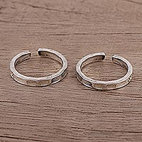 Sterling silver toe rings, 'Dimple' (pair) - Lightly Oxidized Sterling Silver Toe Rings (Pair)