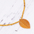 Holzanhänger-Halskette, 'Mulberry Leaf' - Handgeschnitzte Holzperlen Blatt Anhänger Halskette