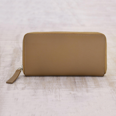 Buy Woodland Men Black Leather Solid Three Fold Wallet - Wallets for Men  7030038 | Myntra