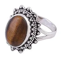 Anillo de cóctel de ojo de tigre, 'Balmy Evening' - Anillo de cóctel de plata de ley india y ojo de tigre