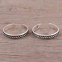Sterling silver toe rings, 'Emboldened' (pair) - Pair of Rope Motif Sterling Silver Toe Rings